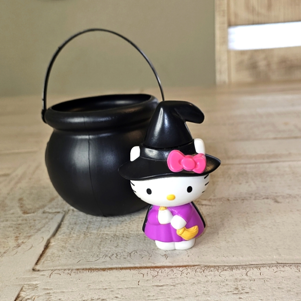 Sanrio Hello Kitty witch Halloween McDonald's toys 2019